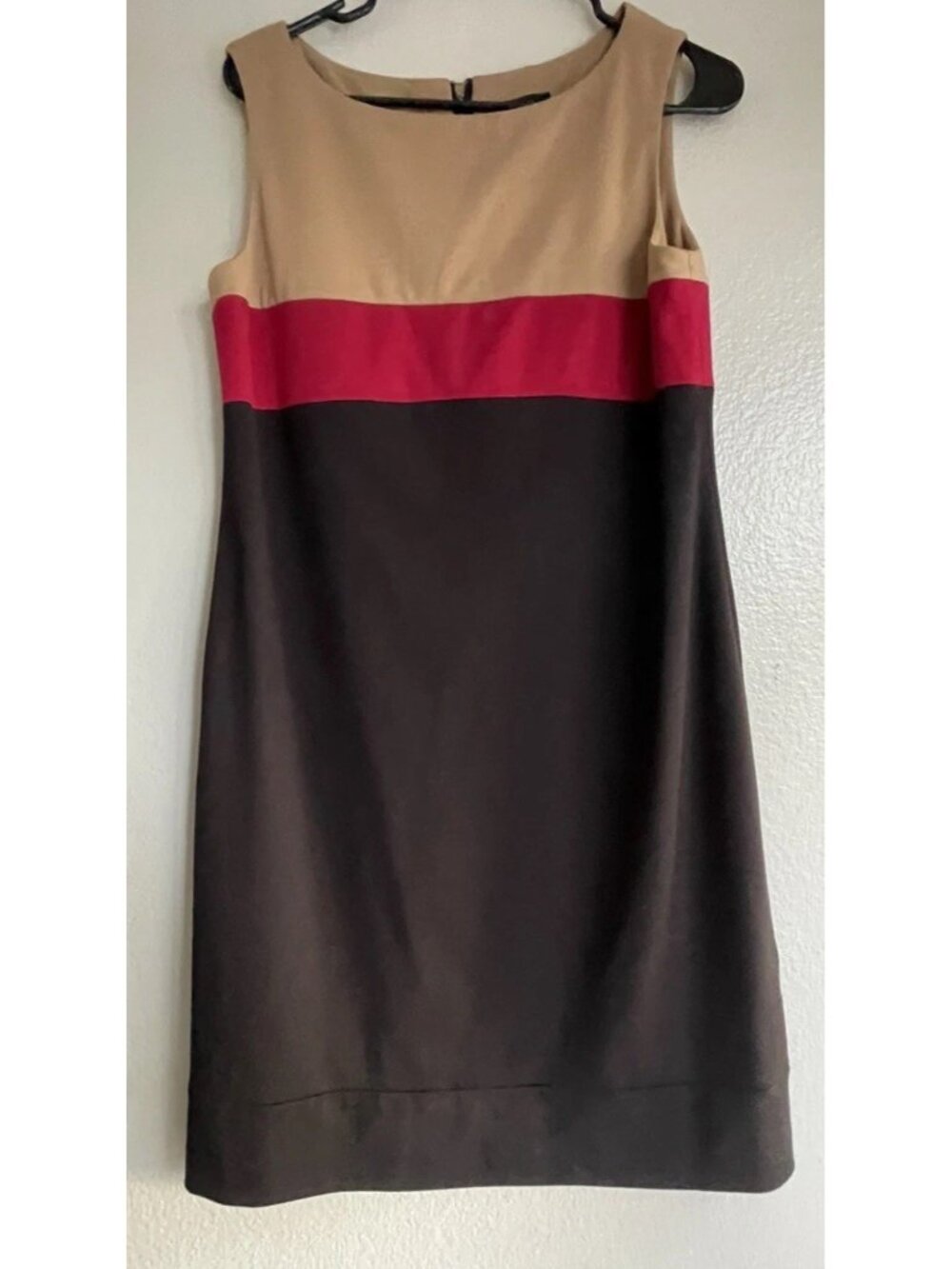 Tahari Sz 6 Brown Red Black Ponte Colorblock Sheath dress Career Cocktail Wow